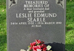 SEARLE Leslie Edmund 1932-1992